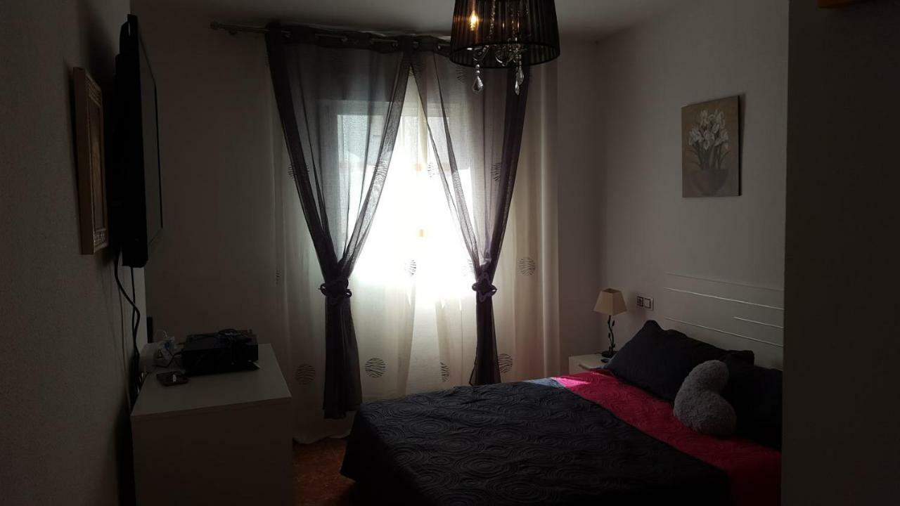 Appartement Avec Piscine 圣维森特德尔拉斯佩奇 外观 照片