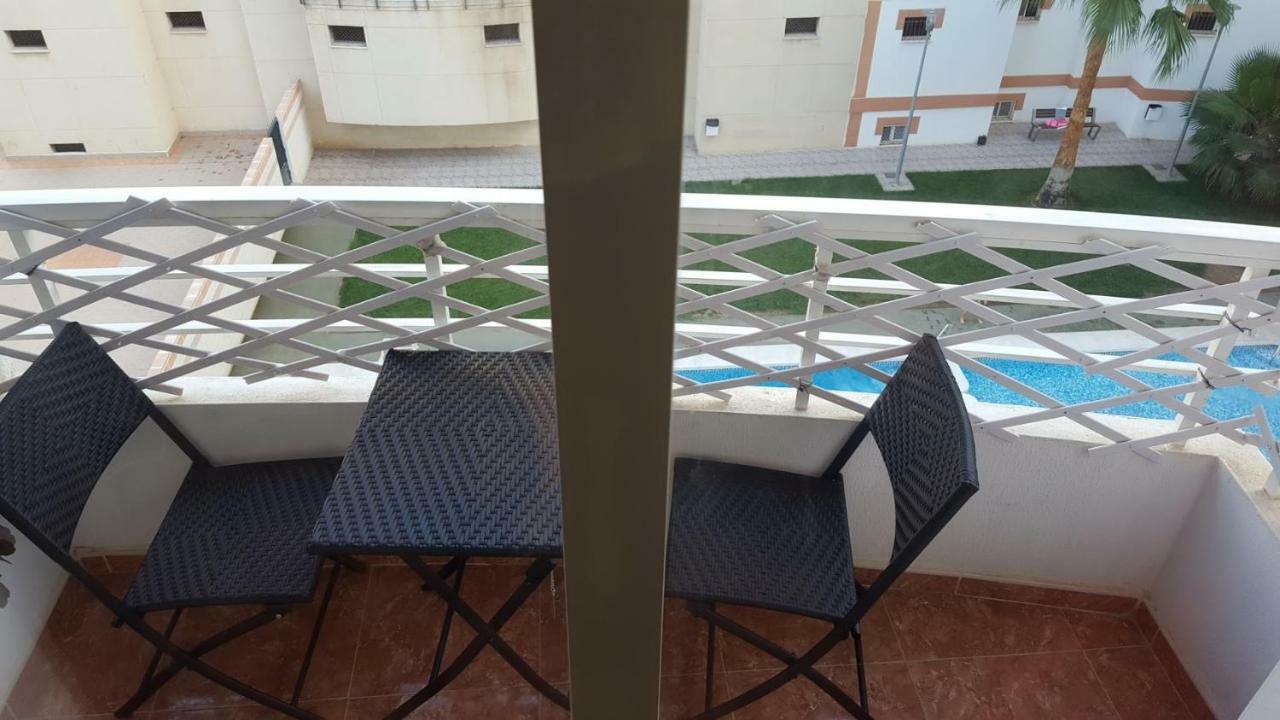 Appartement Avec Piscine 圣维森特德尔拉斯佩奇 外观 照片