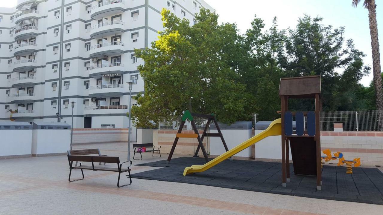 Appartement Avec Piscine 圣维森特德尔拉斯佩奇 外观 照片