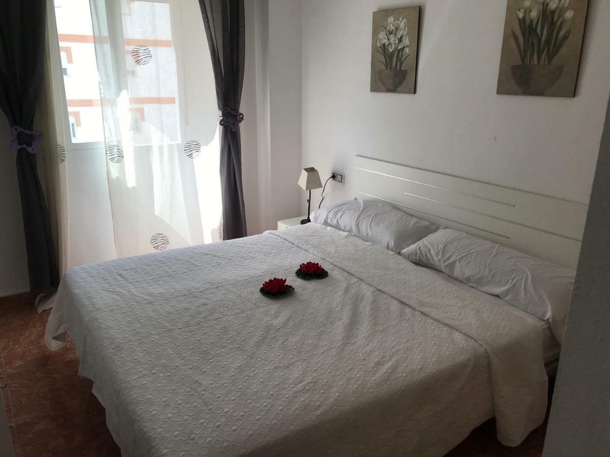 Appartement Avec Piscine 圣维森特德尔拉斯佩奇 外观 照片