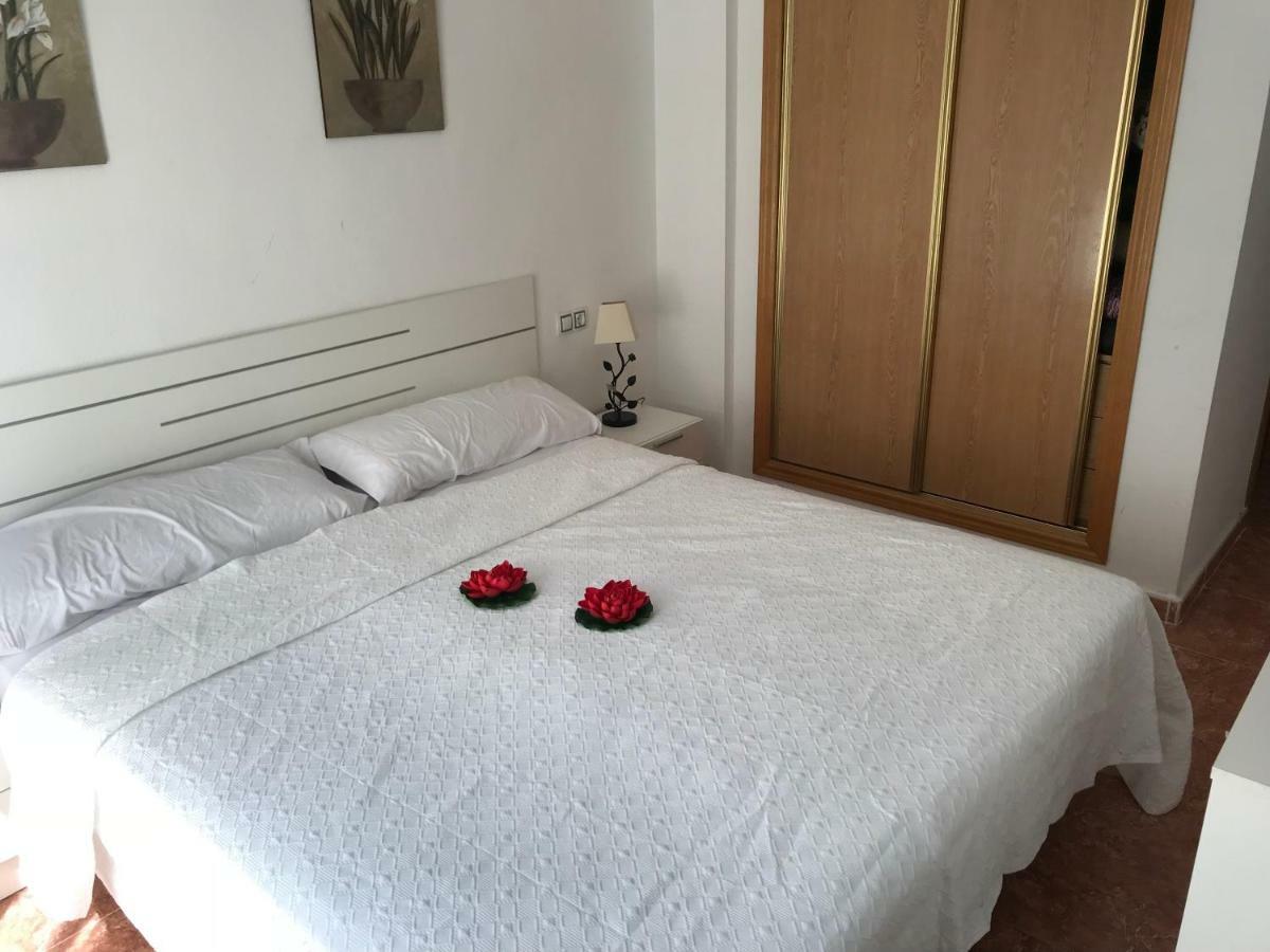 Appartement Avec Piscine 圣维森特德尔拉斯佩奇 外观 照片